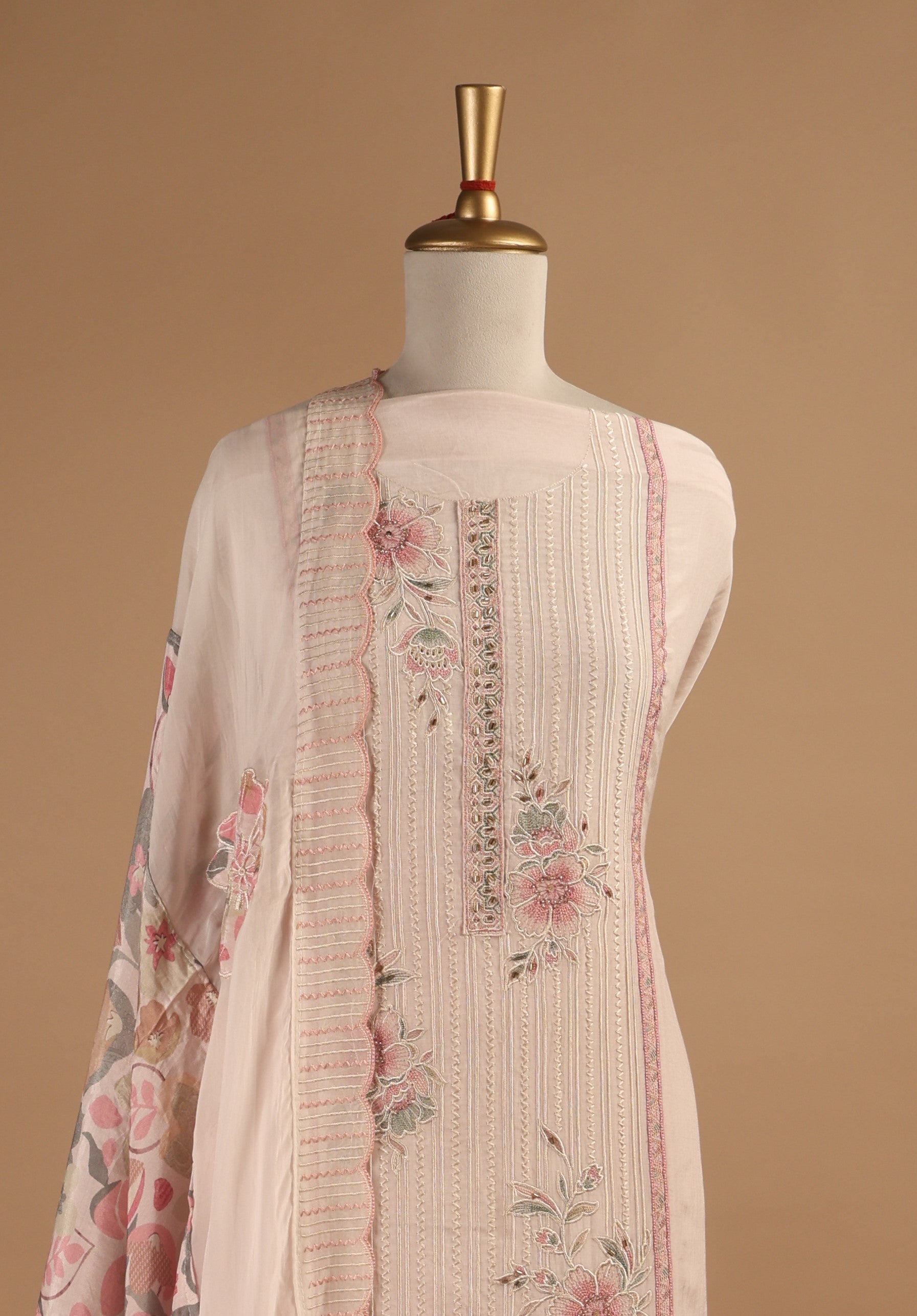 Powder Pink Mul Chanderi Three Piece Suit with Thread Embroidery