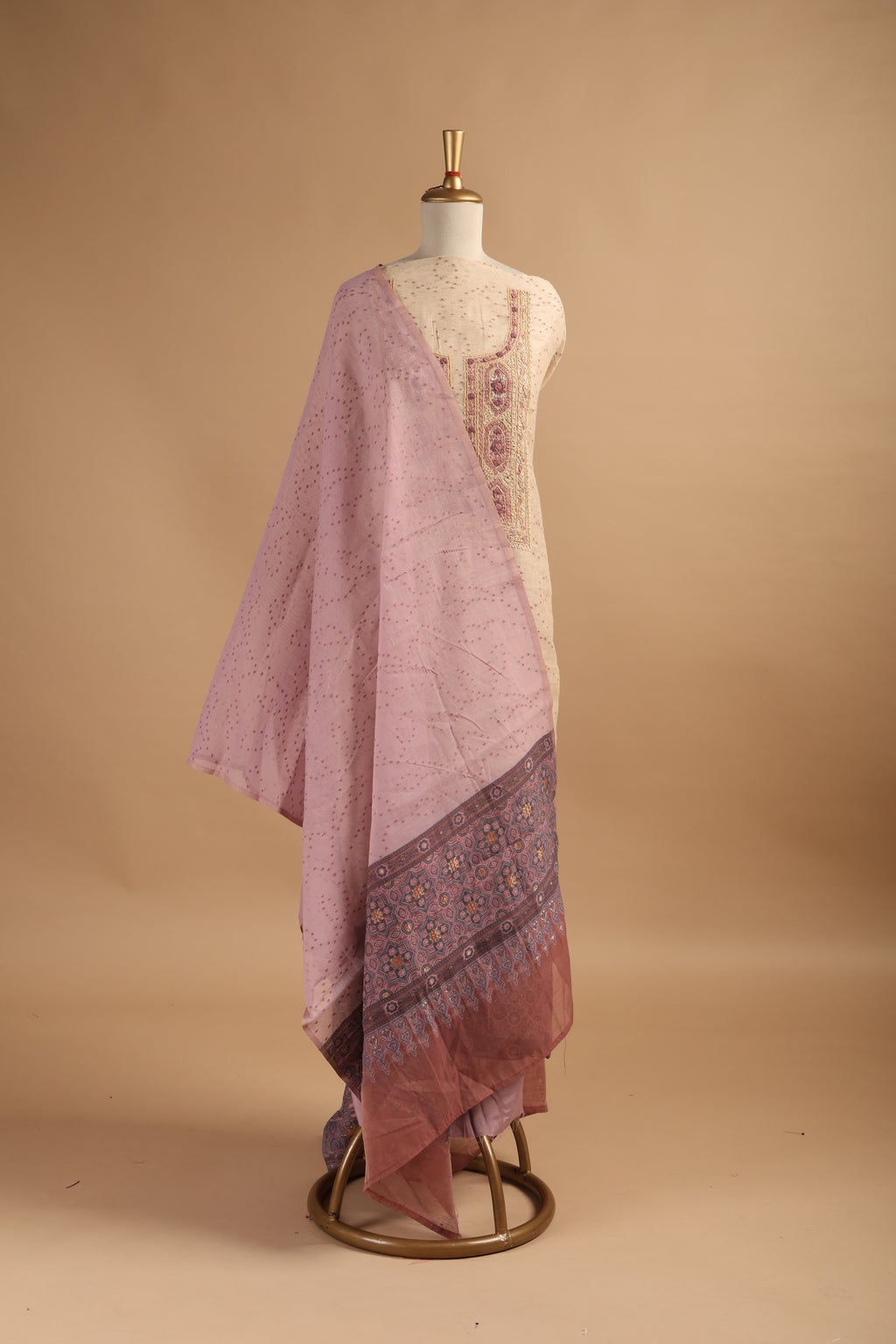 Ivory & Mauve Unstitched Suit Set in Linen with French Knots Embroidery & Digital Print Dupatta