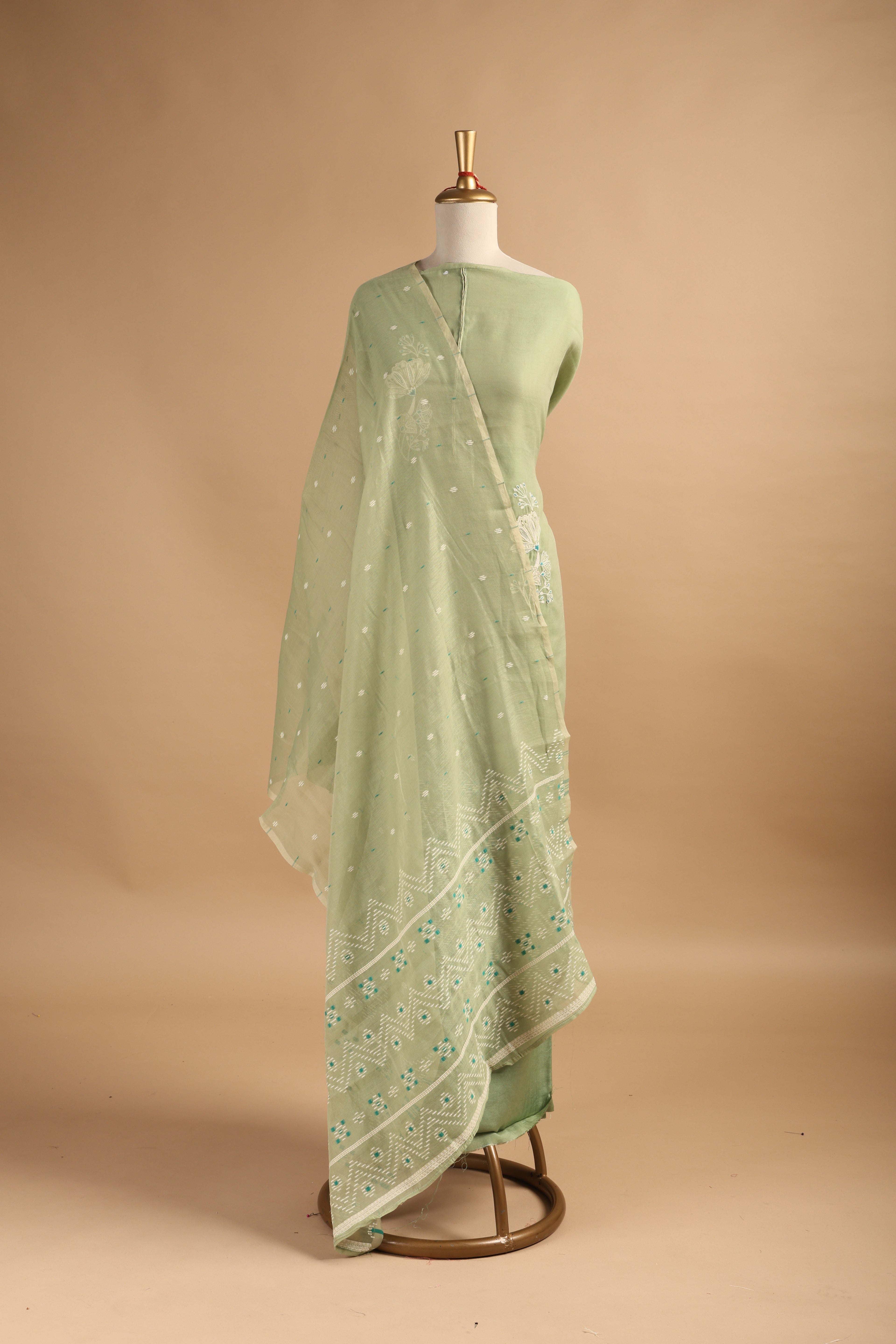 Light Green Chanderi Suit with Jamdani Weave & Embroidered Detailing