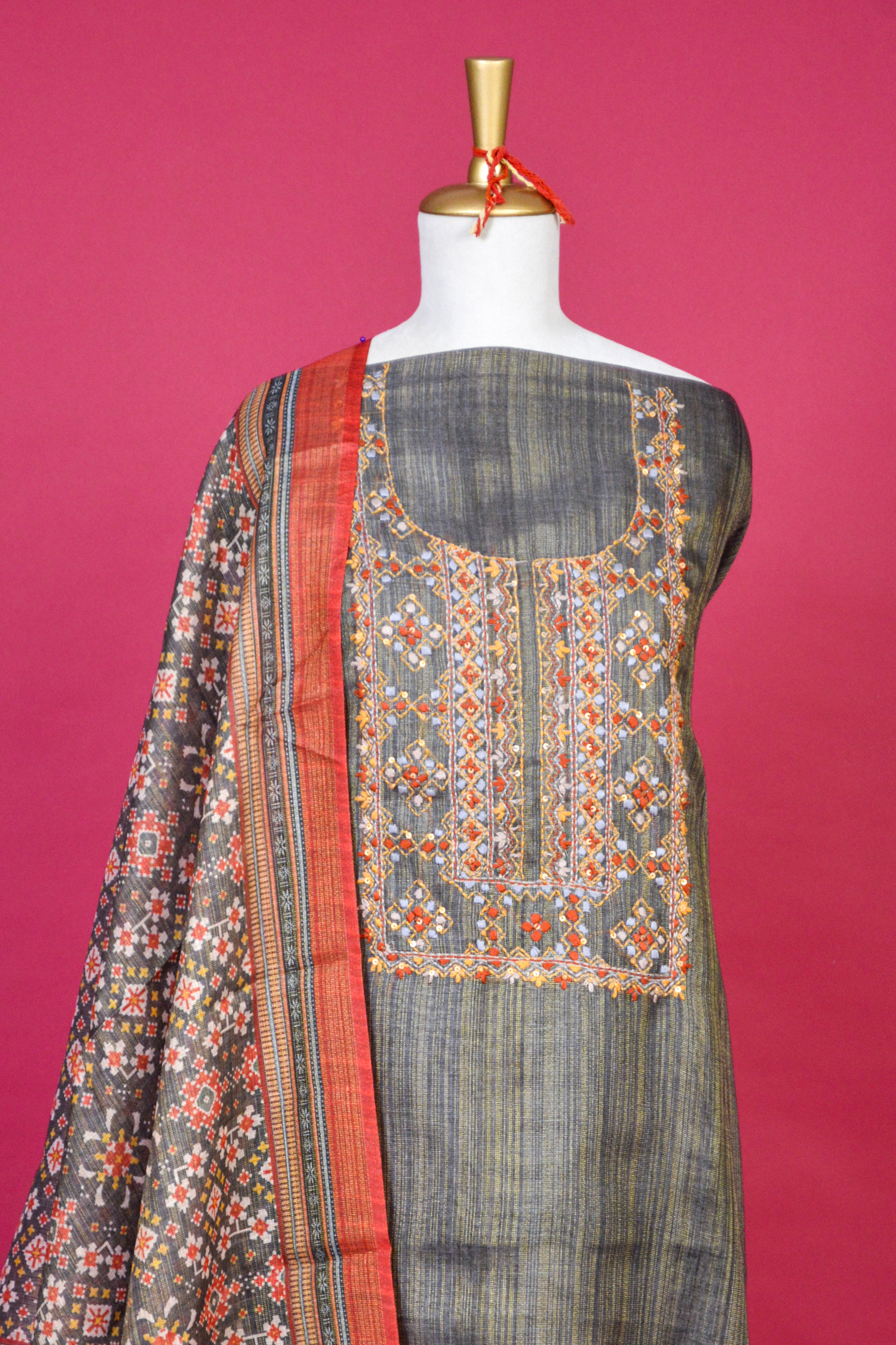 Charcoal Grey and Rust Linen Jamdani Kurta Dupatta Set – 3 piece