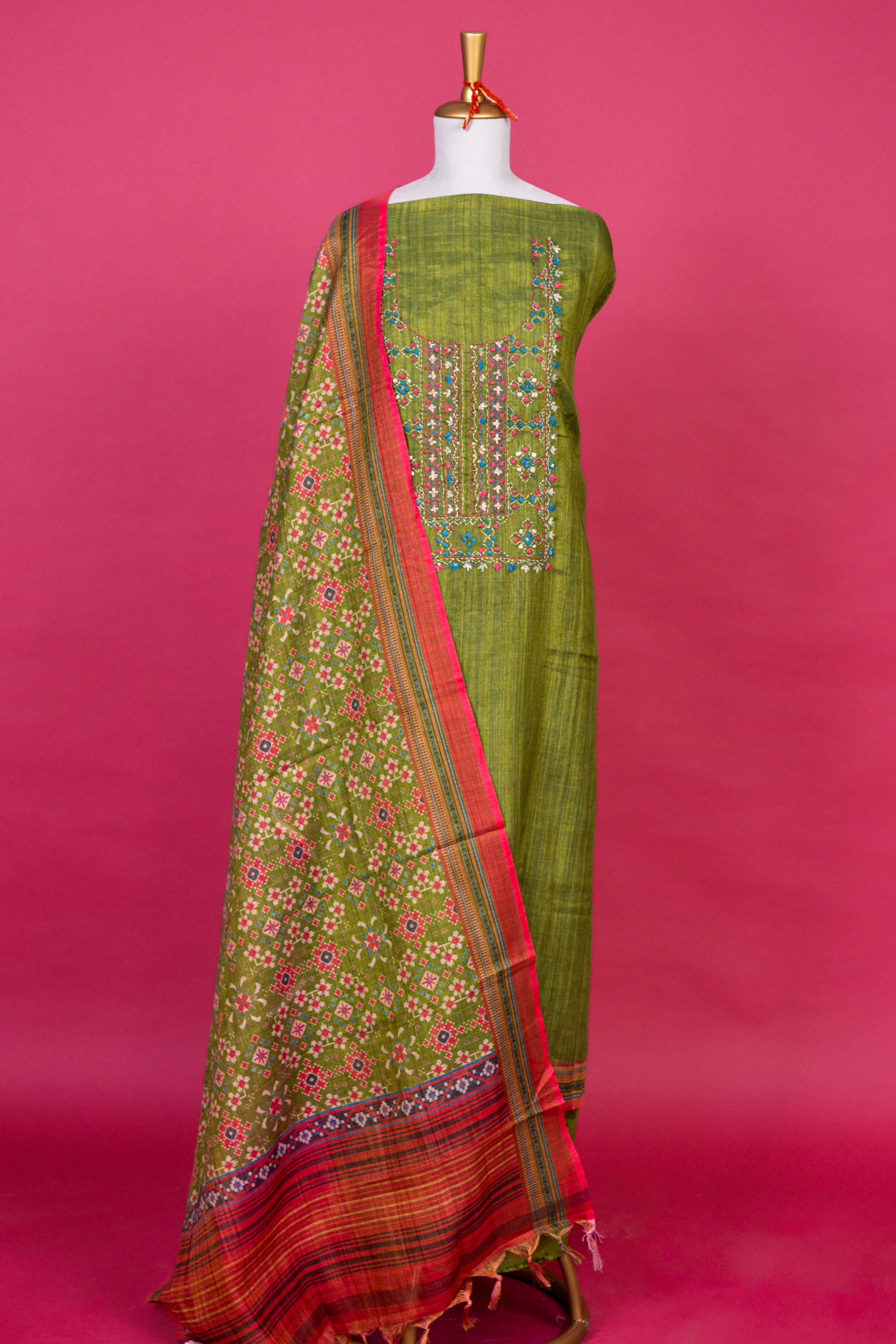 Green Tissue Linen Jamdani Kurta Dupatta Set – 3 piece