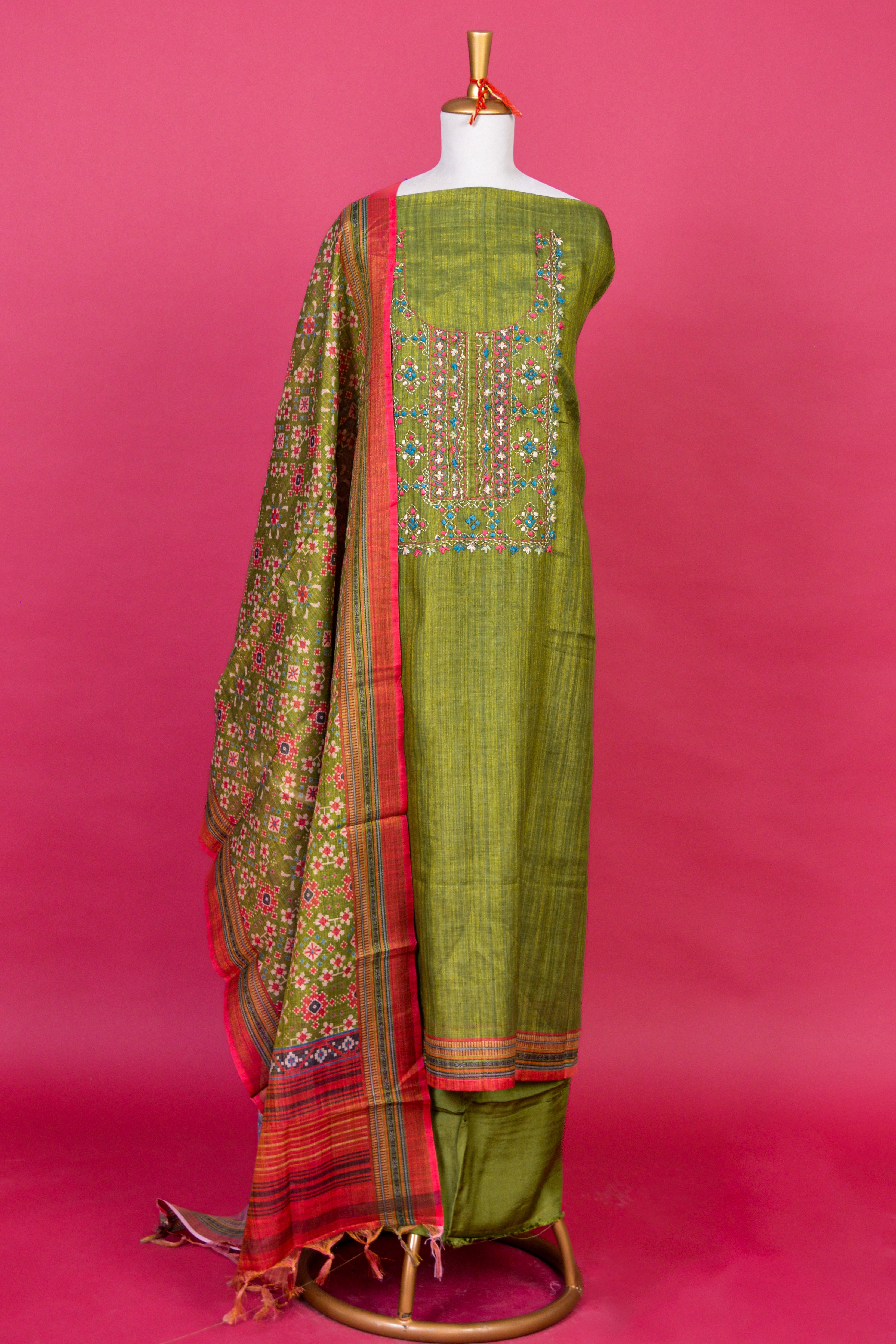 Green Tissue Linen Jamdani Kurta Dupatta Set – 3 piece