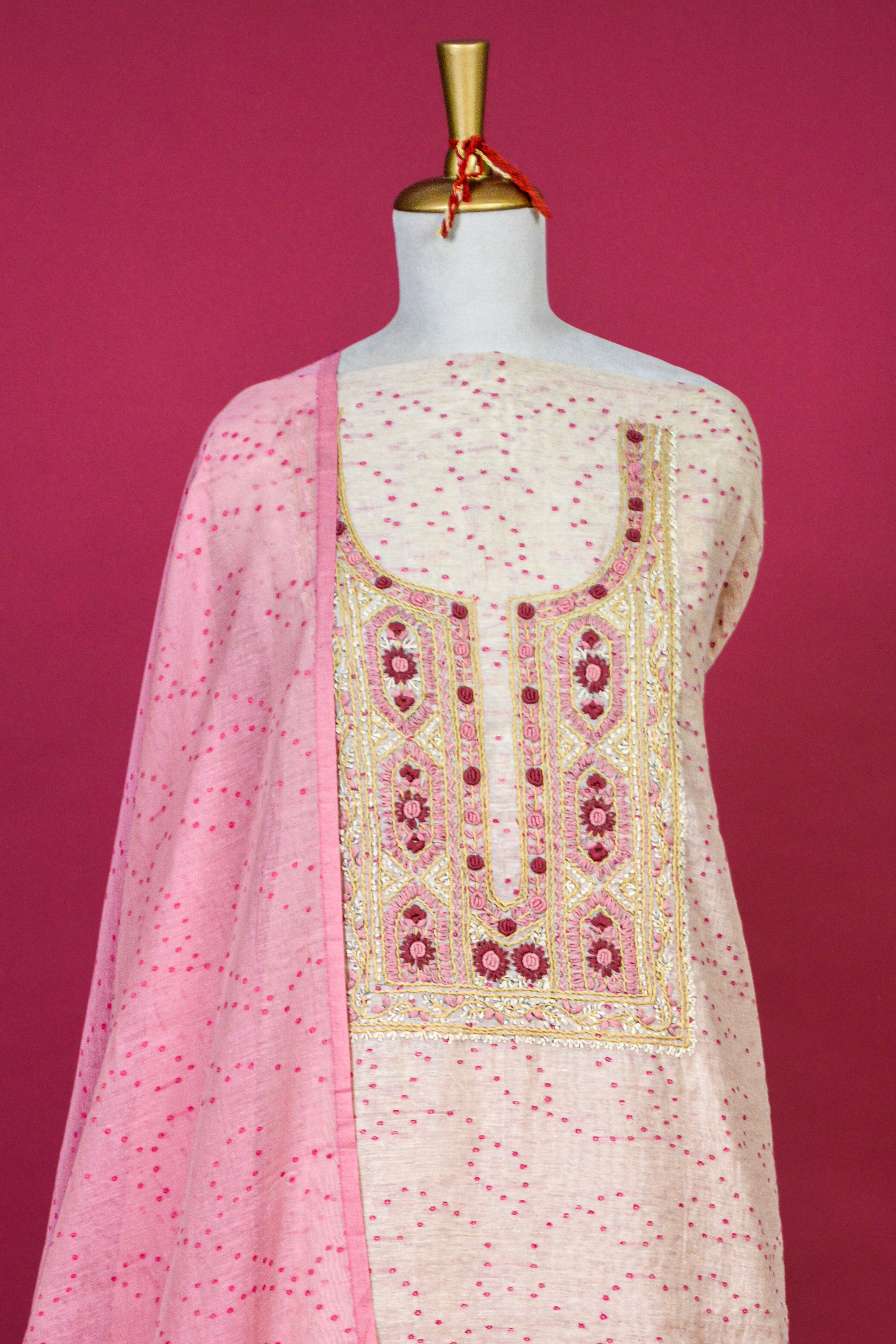 Pink & Ivory Jamdani Linen French Knot Embroidered Kurta with Digital Print Dupatta – 3 piece