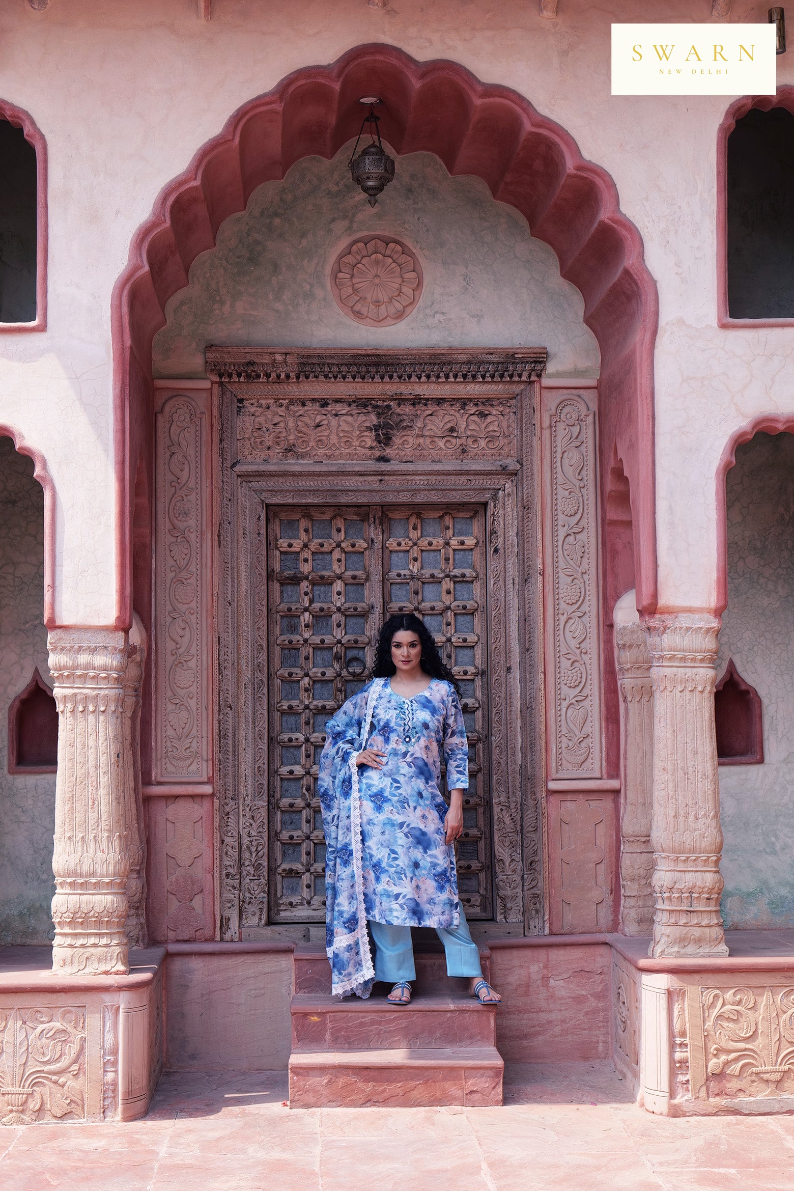 Chanderi Digital Printed Kurta Dupatta Set with Resham Embroidered Neckline – 3 piece